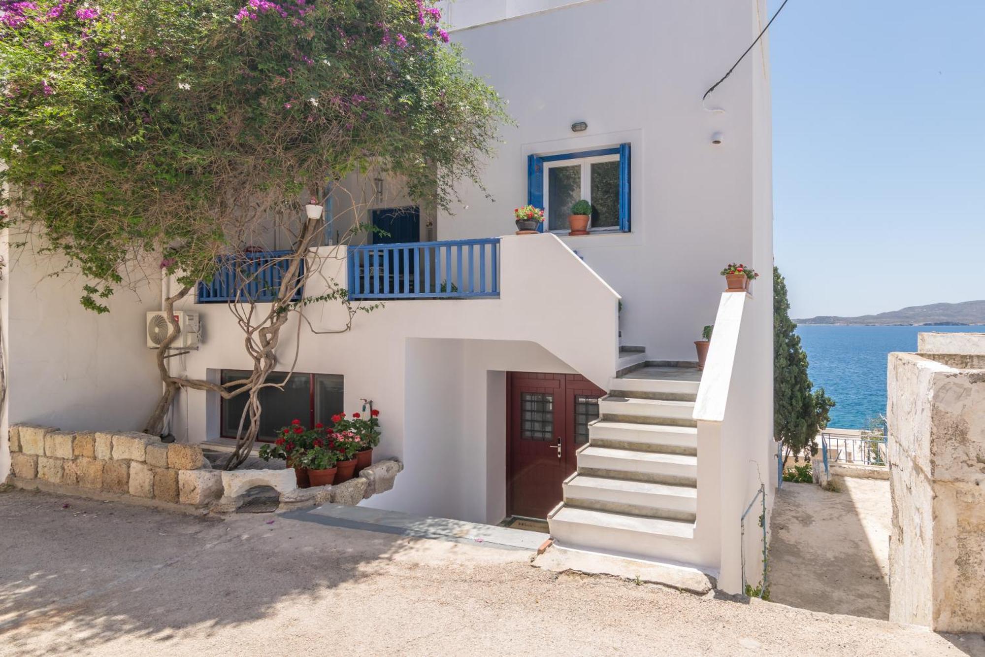Vitalis Residences - Haven Suites Adamantas  Buitenkant foto