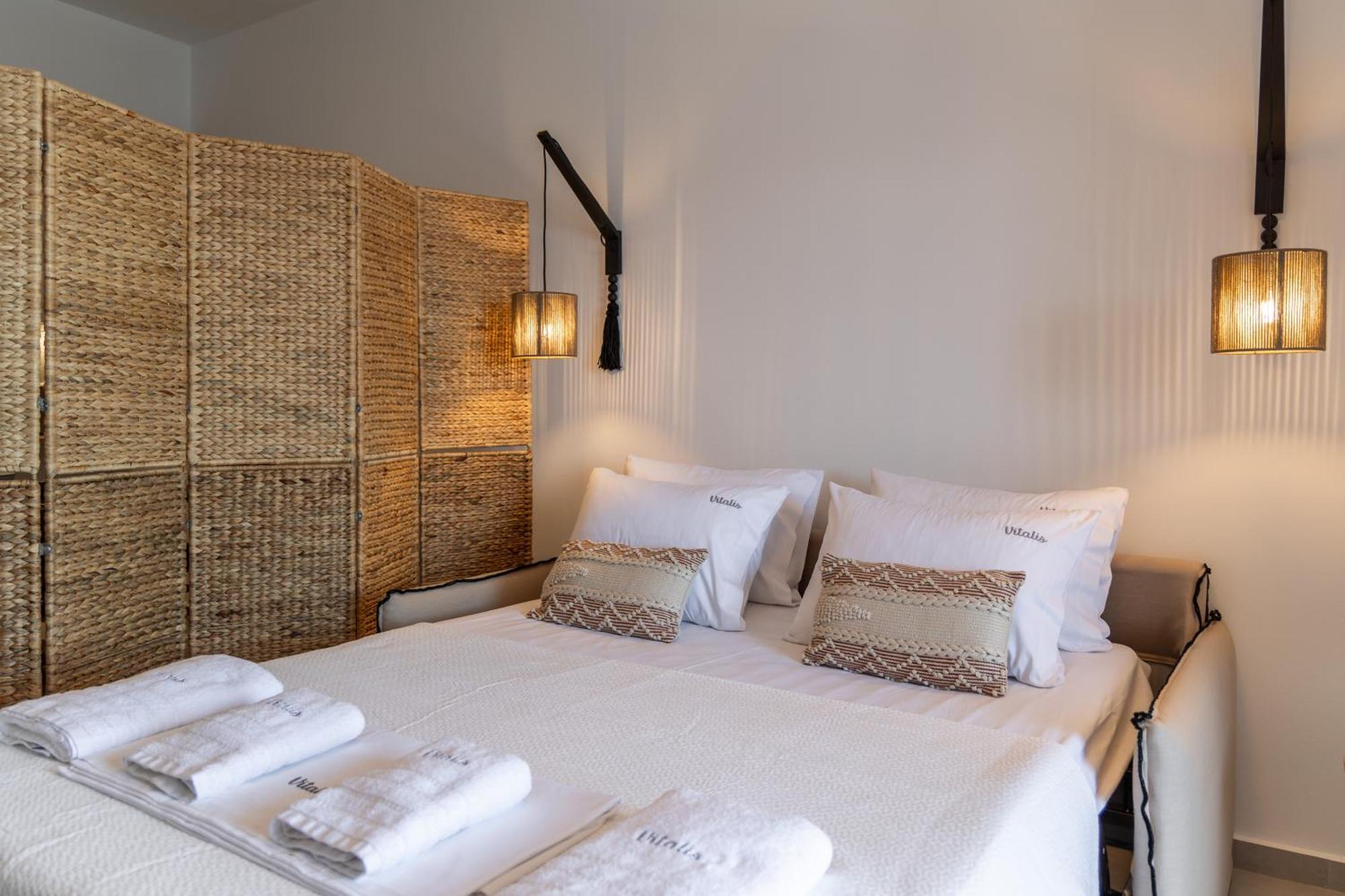 Vitalis Residences - Haven Suites Adamantas  Buitenkant foto