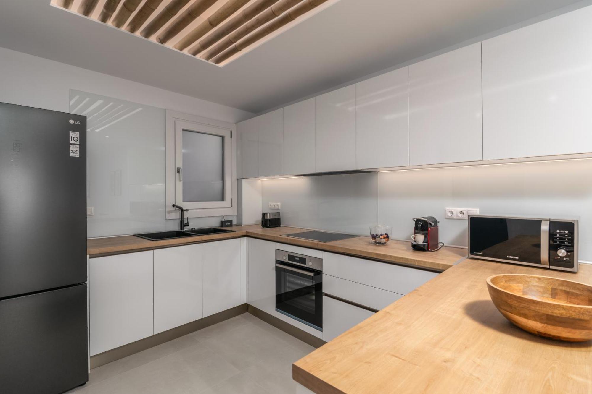 Vitalis Residences - Haven Suites Adamantas  Buitenkant foto