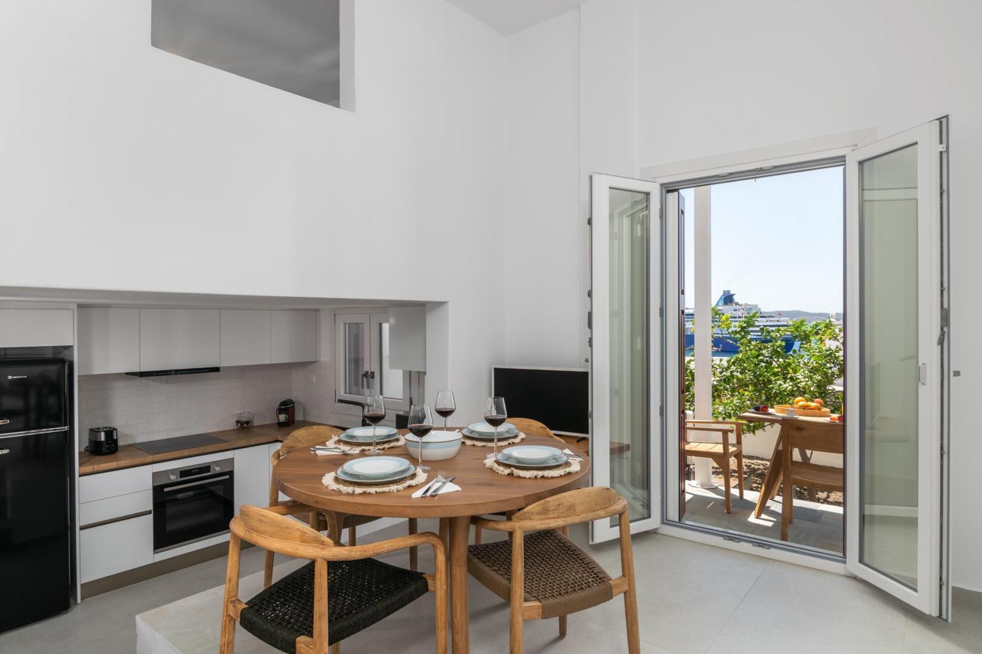 Vitalis Residences - Haven Suites Adamantas  Buitenkant foto